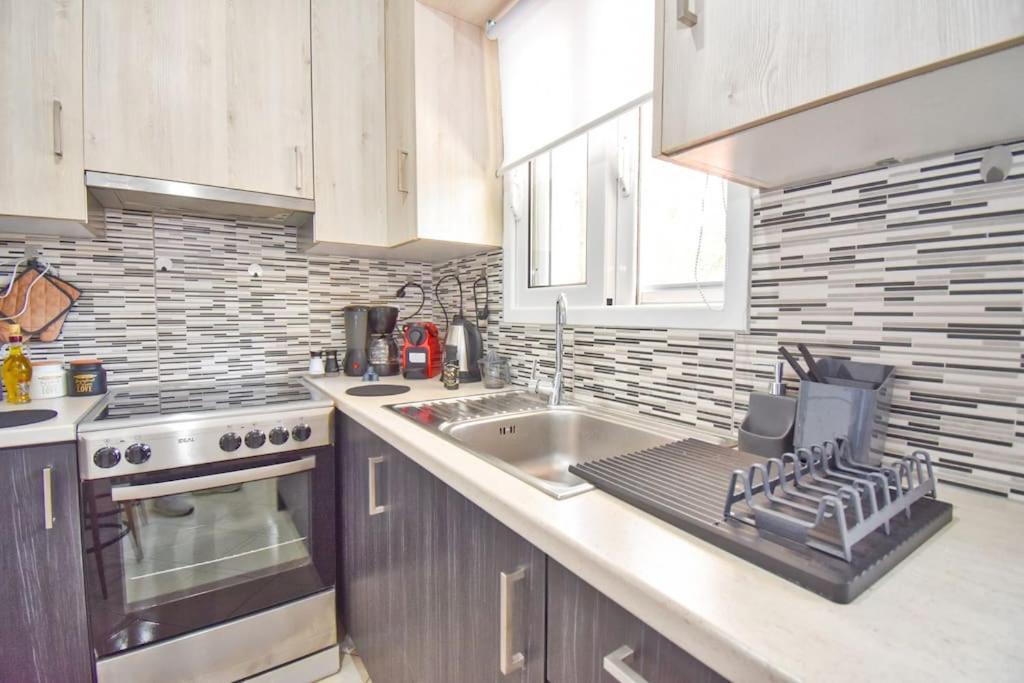 Kosmas Family House Apartment Kanálion Екстериор снимка
