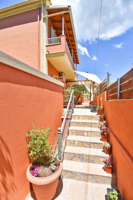 Kosmas Family House Apartment Kanálion Екстериор снимка